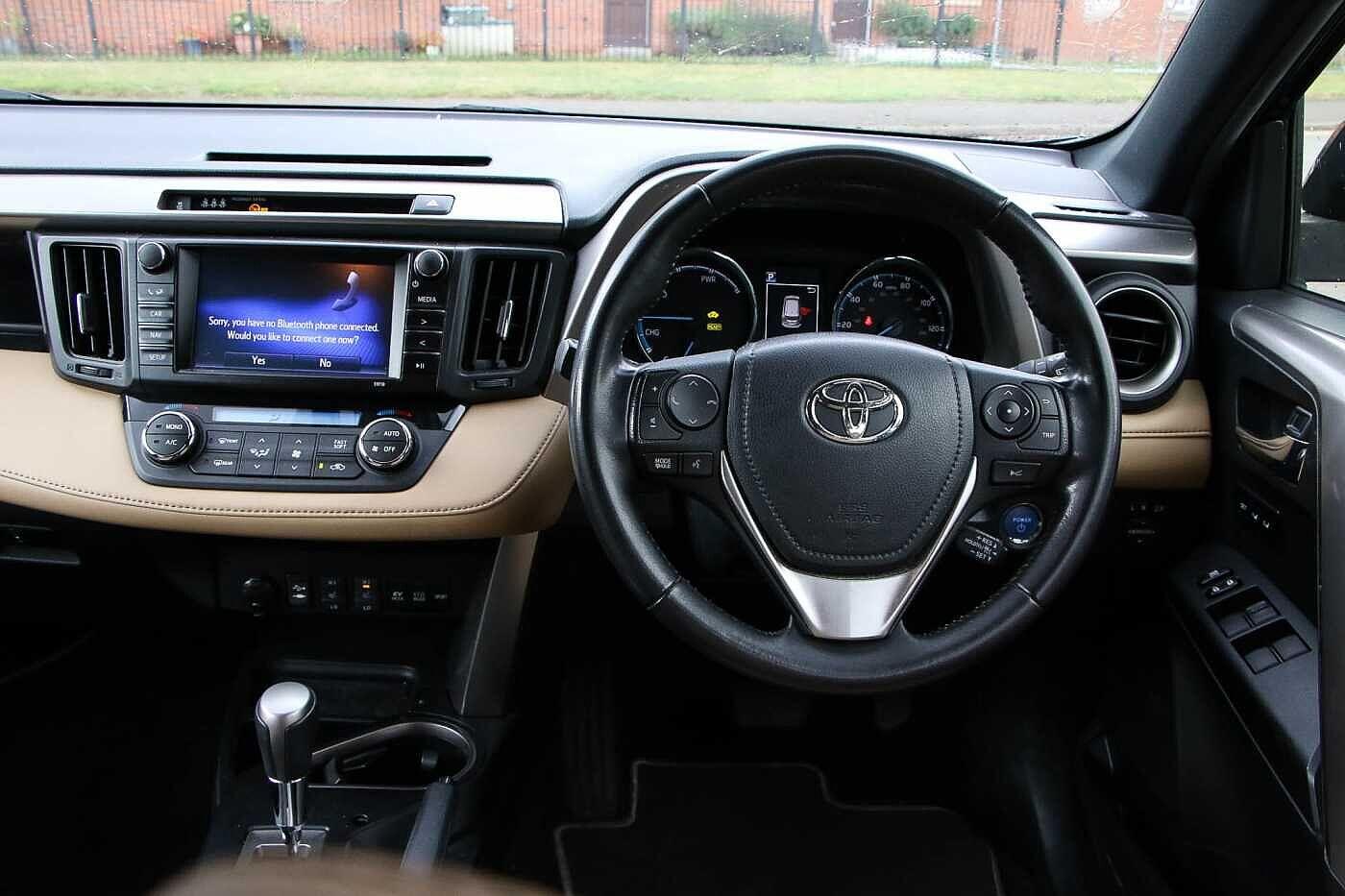 Used Toyota RAV4 2017 for sale - 76753304: Photo 15