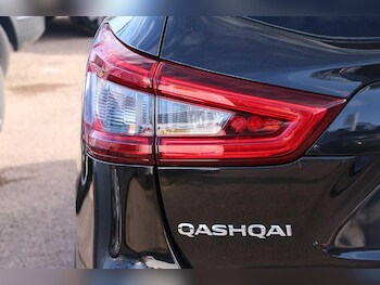 Used Nissan Qashqai 2018 for sale - 77738526: Photo