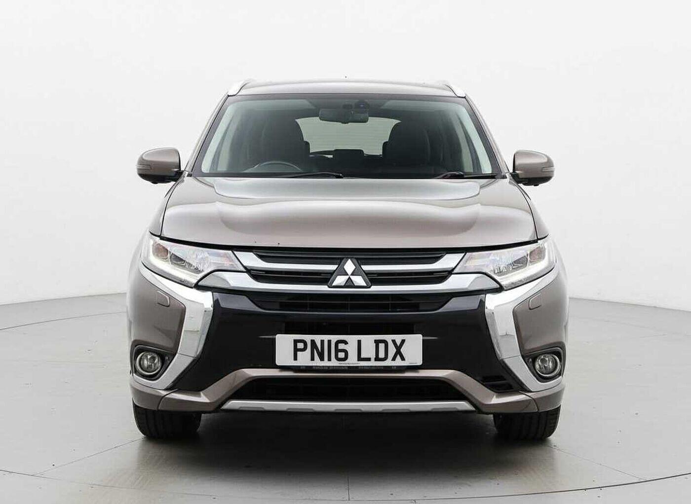 Used Mitsubishi Outlander 2016 for sale - 77670347: Photo 2