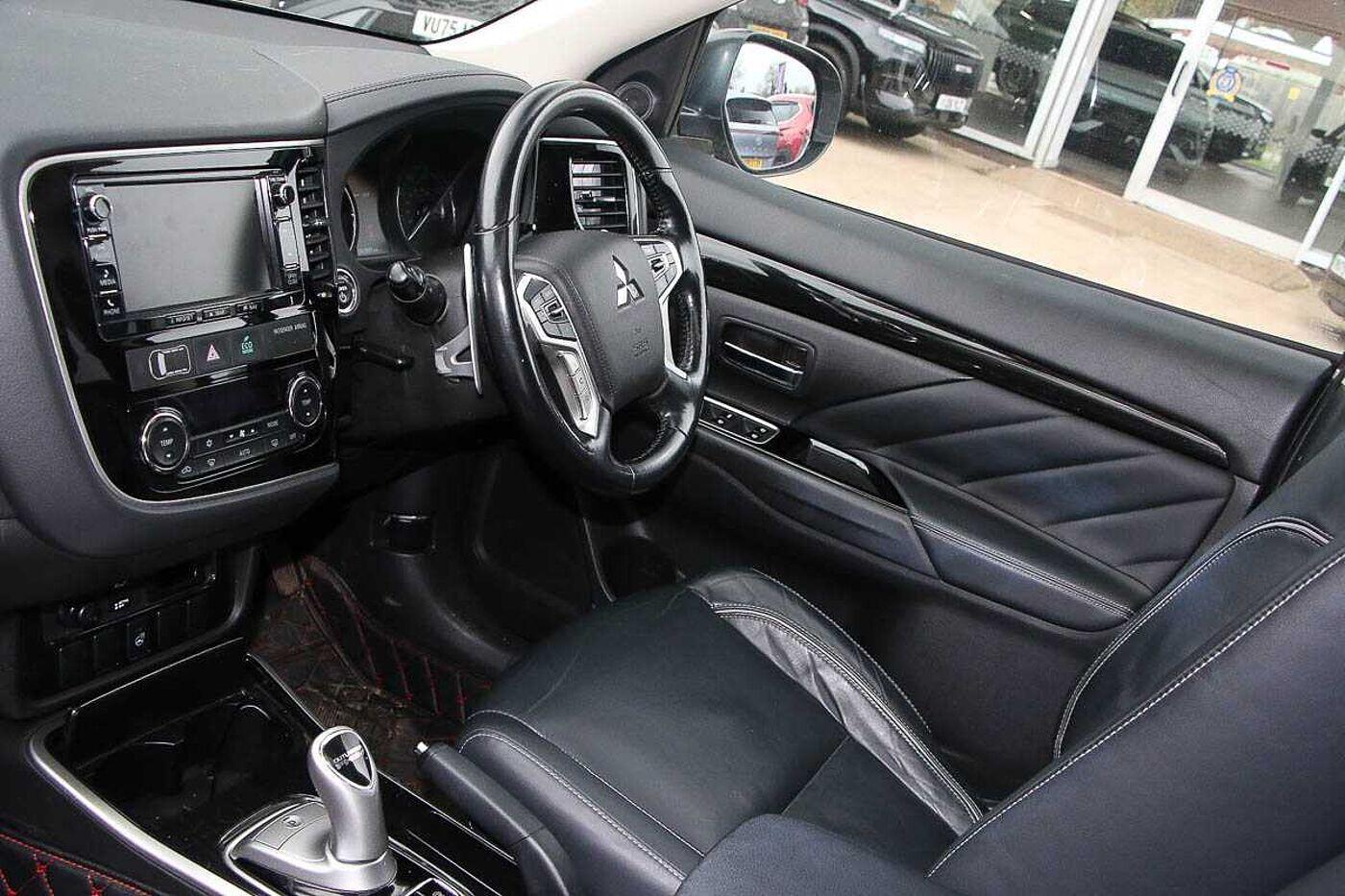 Used Mitsubishi Outlander 2016 for sale - 77670347: Photo 6