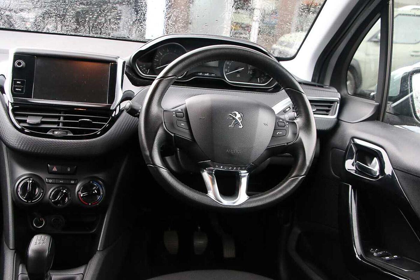 Used Peugeot 208 2016 for sale - 77632977: Photo 13
