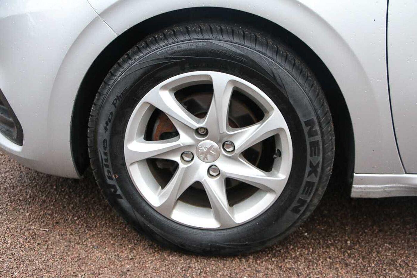 Used Peugeot 208 2016 for sale - 77632977: Photo 7