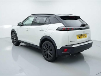 Used Peugeot 2008 2020 for sale - 77049997: Photo