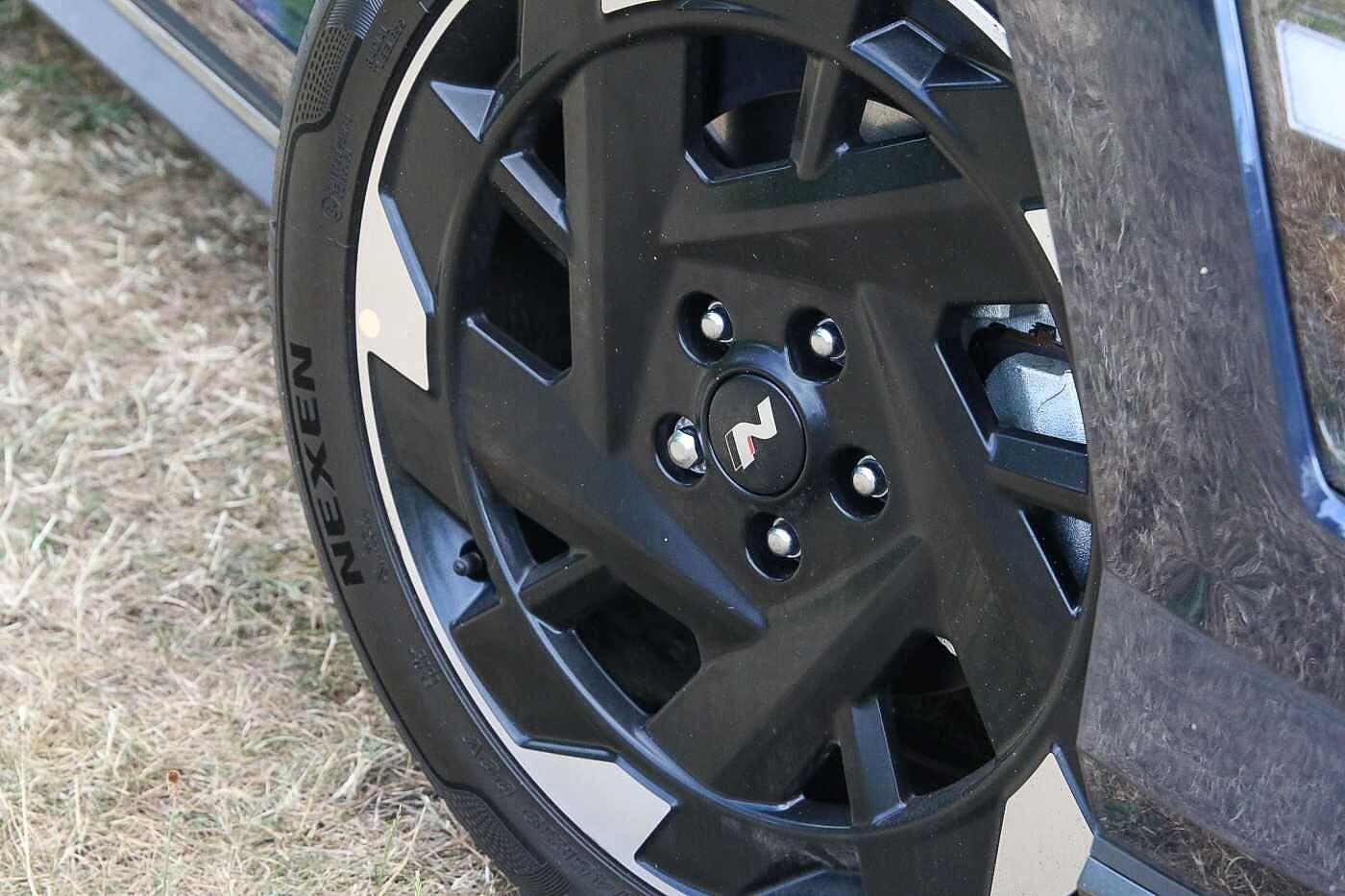 Used Hyundai KONA 2025 for sale - 77162856: Photo 4