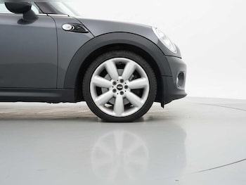 Used MINI Clubman 2018 for sale - 77029042: Photo