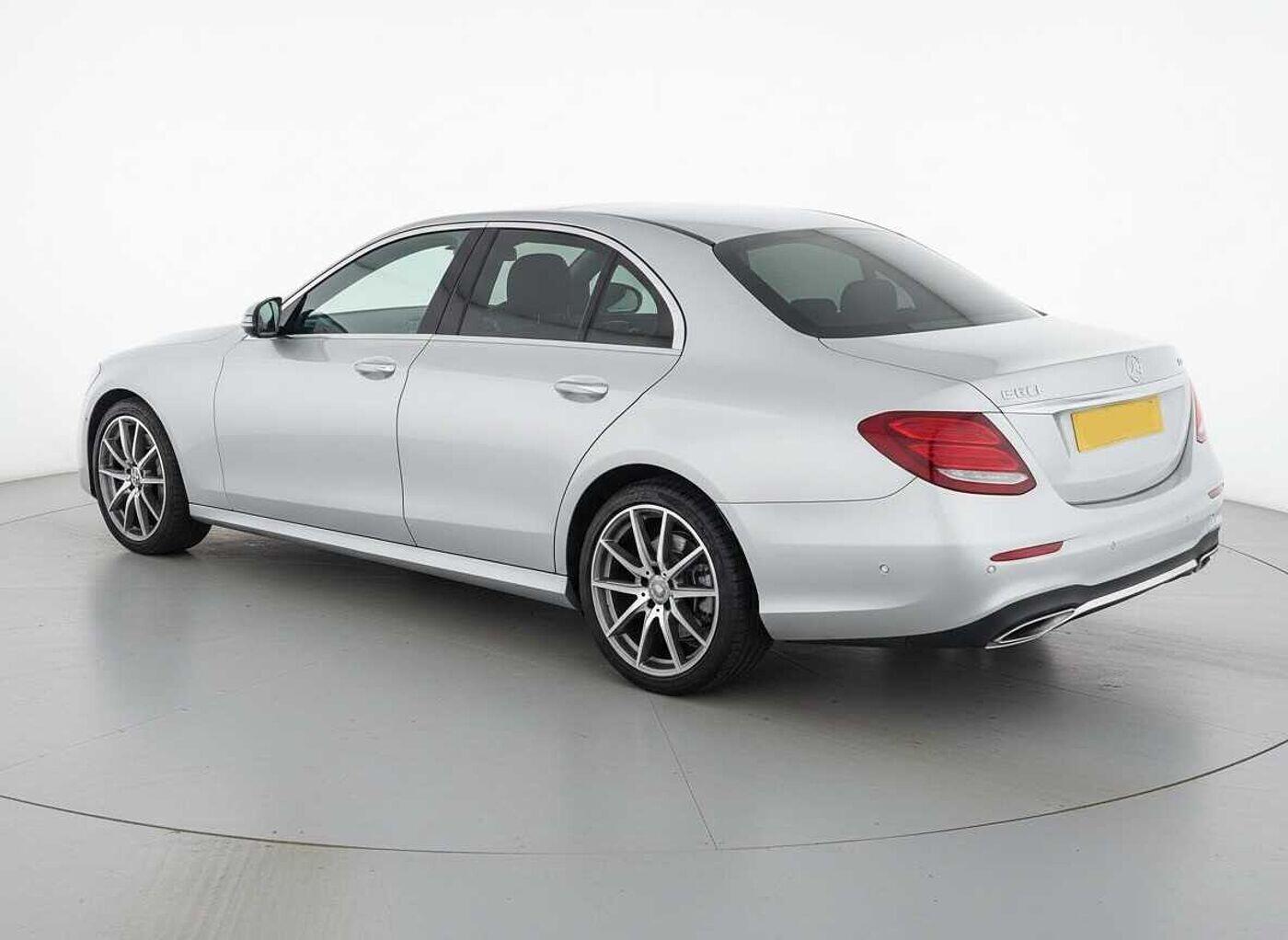 Used Mercedes-Benz E Class 2019 for sale - 76823516: Photo 3