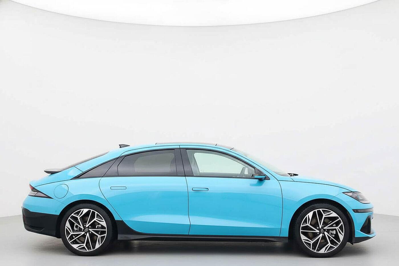 Used Hyundai IONIQ 6 2024 for sale - 77612466: Photo 2