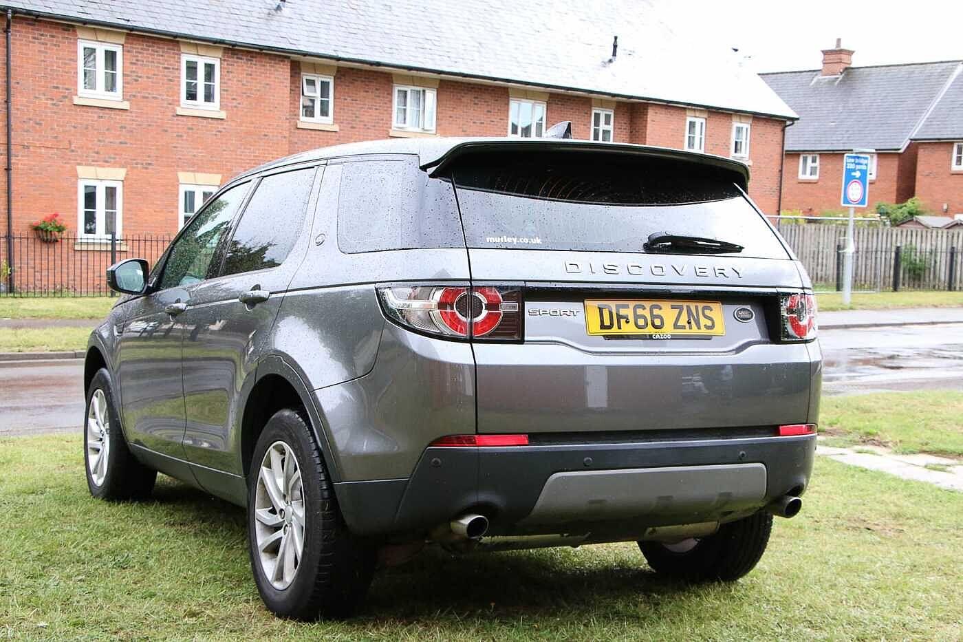 Used Land Rover Discovery Sport 2016 for sale - 76927078: Photo 3