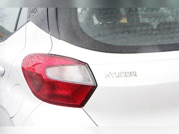 Used Hyundai i10 2020 for sale - 76633909: Photo