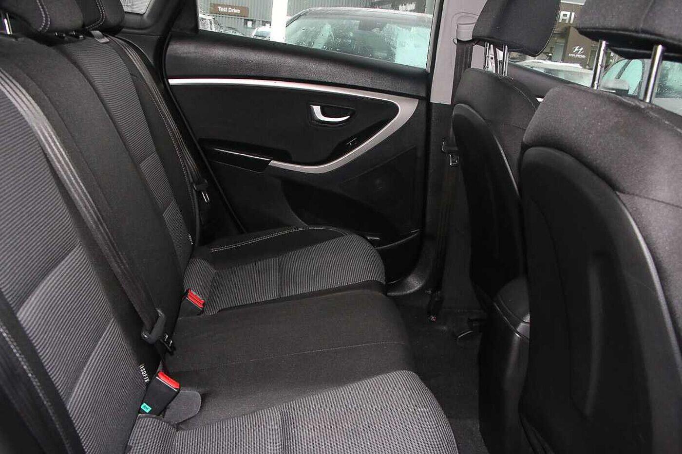 Used Hyundai i30 2015 for sale - 77290728: Photo 11