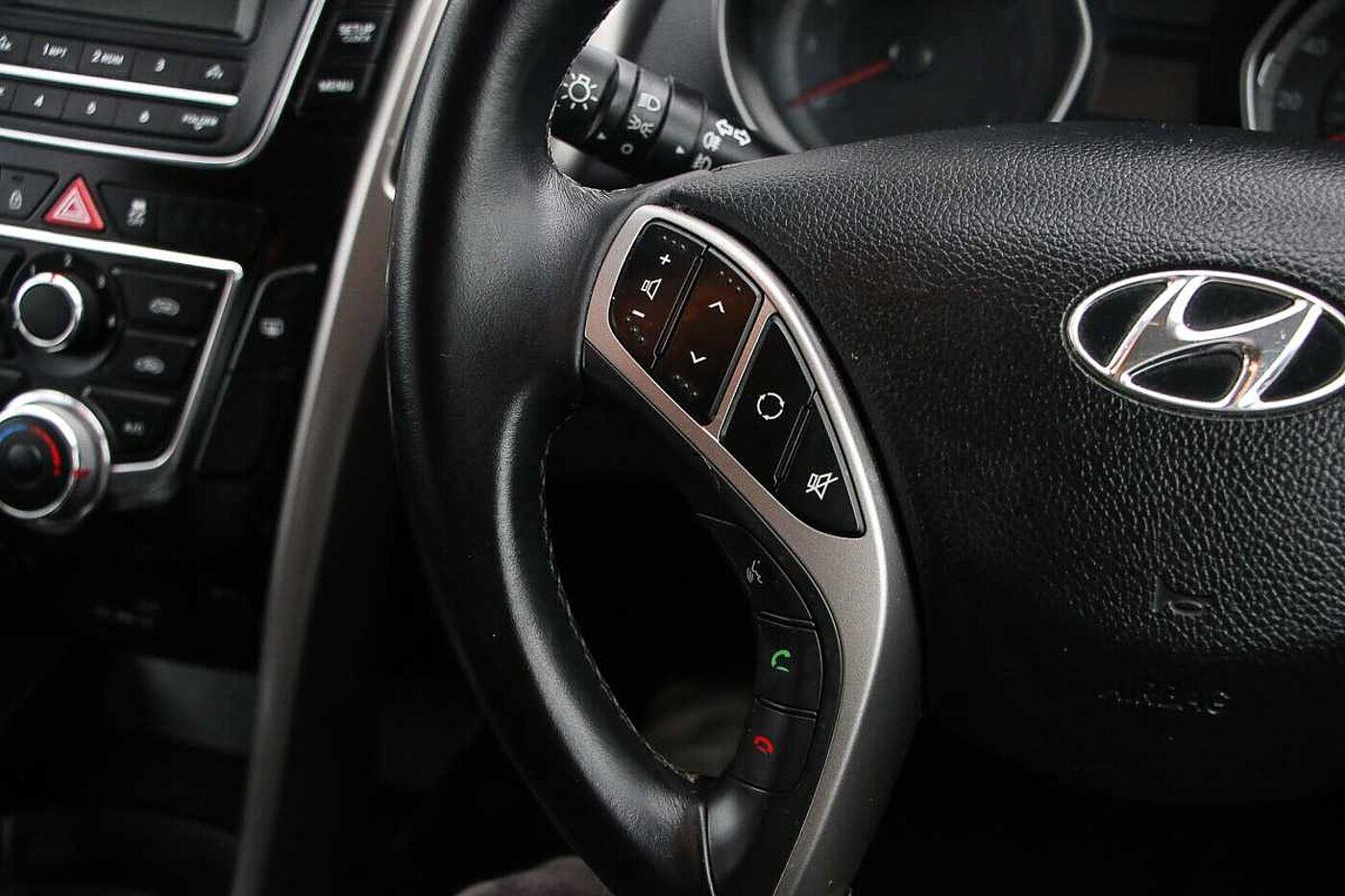 Used Hyundai i30 2015 for sale - 77290728: Photo 16