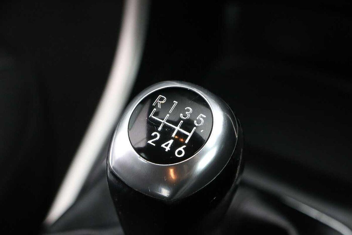 Used Hyundai i30 2015 for sale - 77290728: Photo 5