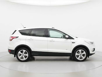 Used Ford Kuga 2017 for sale - 77737260: Photo