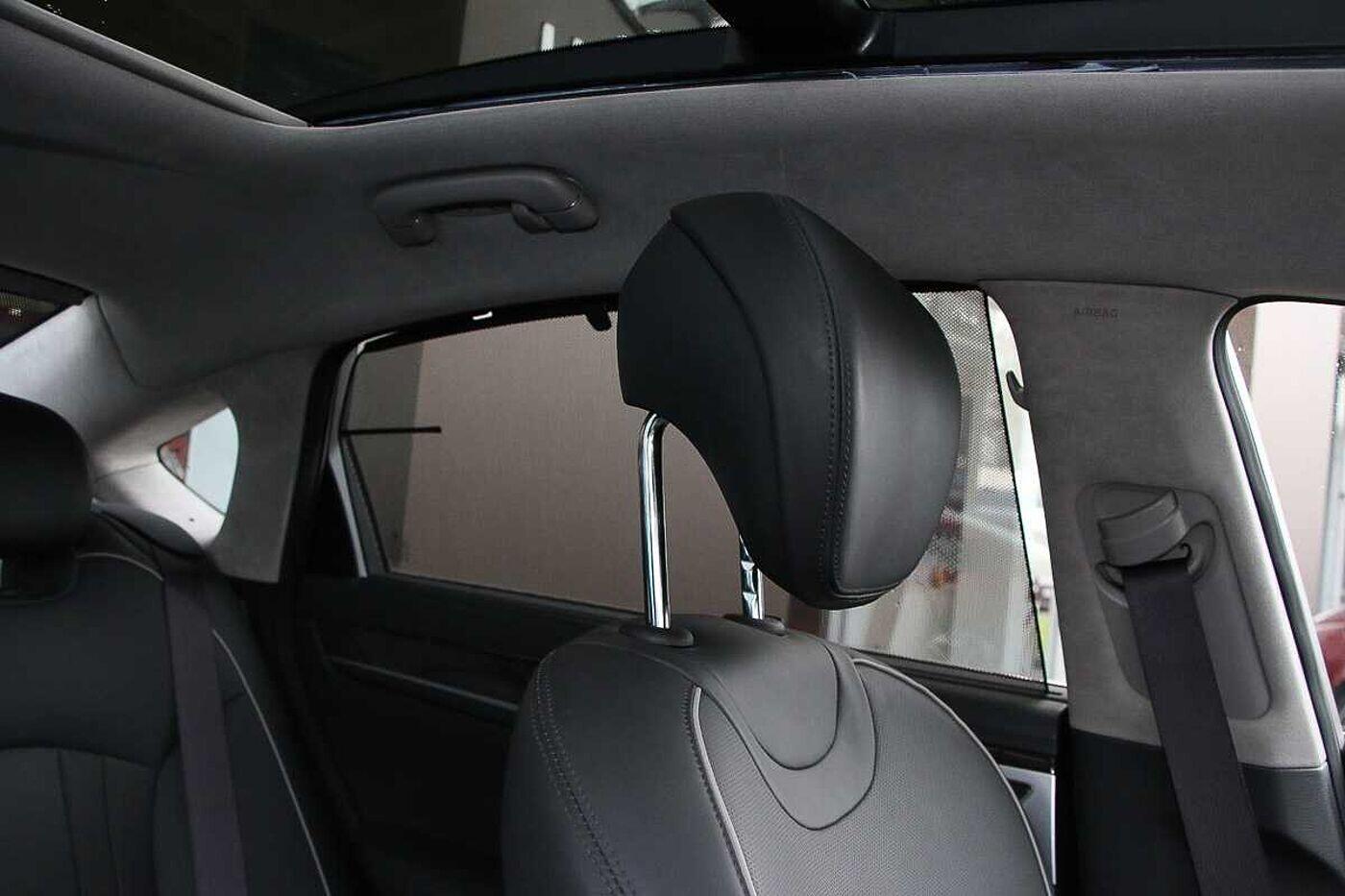 Used Hyundai Genesis 2016 for sale - 77052460: Photo 18