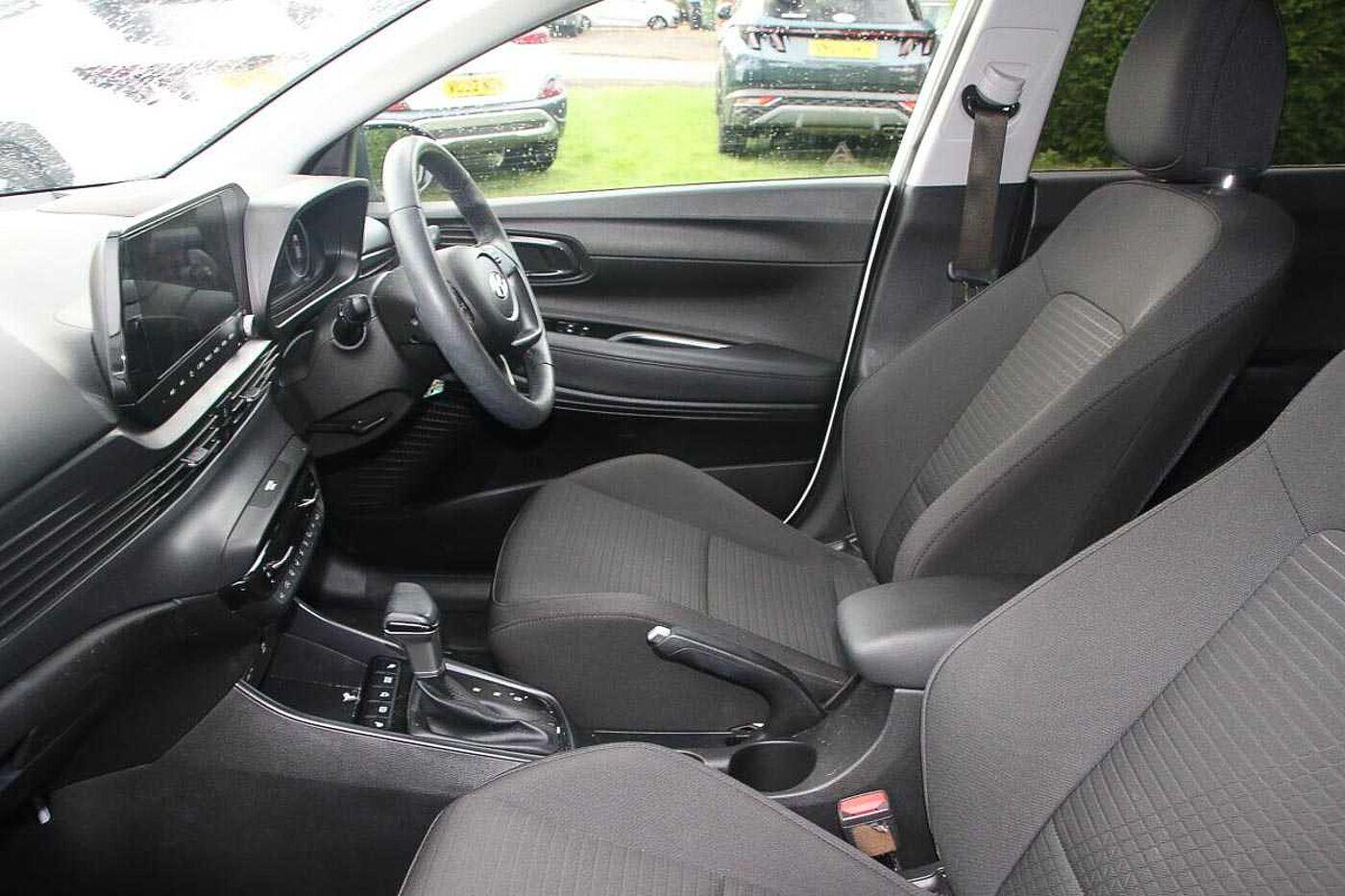 Used Hyundai i20 2022 for sale - 76607940: Photo 9