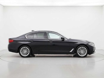 Used BMW 5 Series 2023 for sale - 77695534: Photo