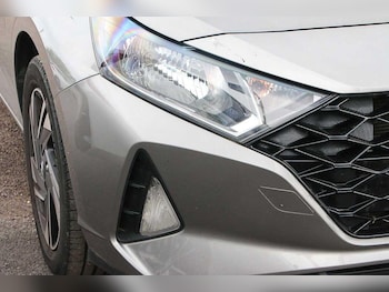 Used Hyundai i20 2023 for sale - 78751770: Photo