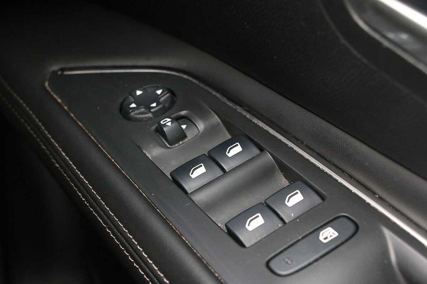 Used Peugeot 3008 2018 for sale - 77647172: Photo 19