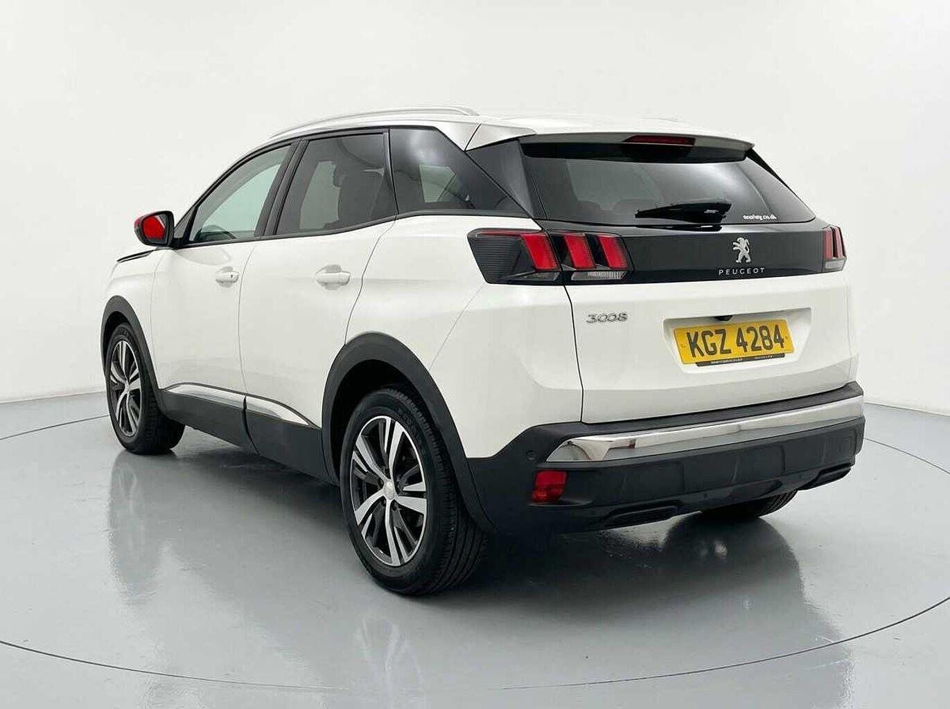 Used Peugeot 3008 2018 for sale - 77647172: Photo 2