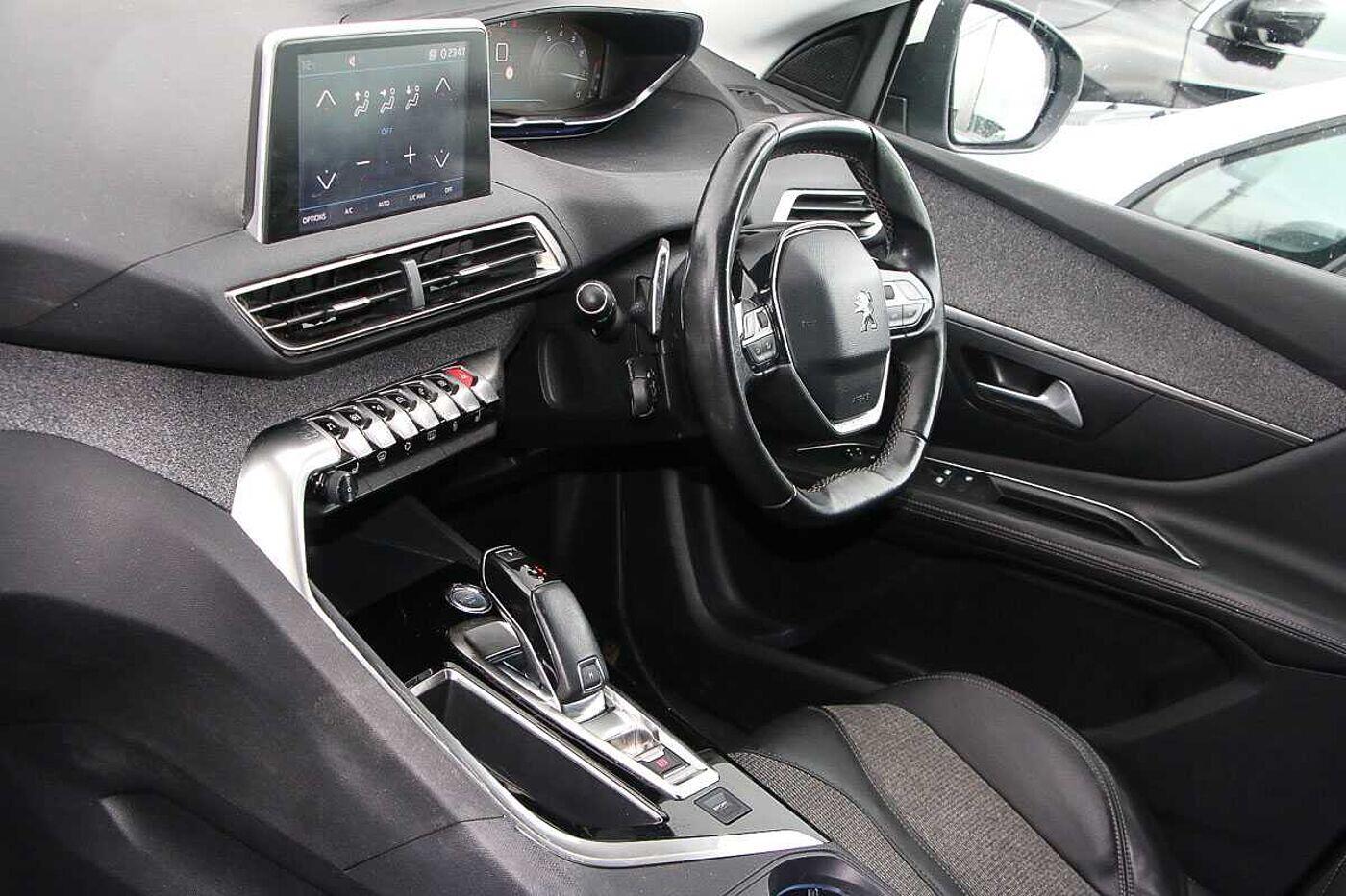 Used Peugeot 3008 2018 for sale - 77647172: Photo 7