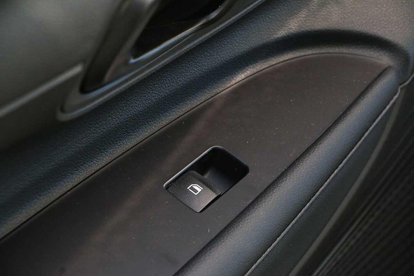 Used Hyundai BAYON for sale - 78214178: Photo 4