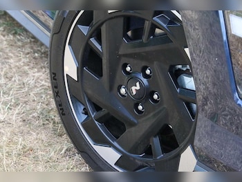 Used Hyundai KONA 2025 for sale - 78504444: Photo