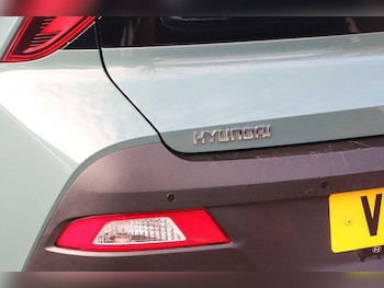 Used Hyundai BAYON 2022 for sale - 77695870: Photo