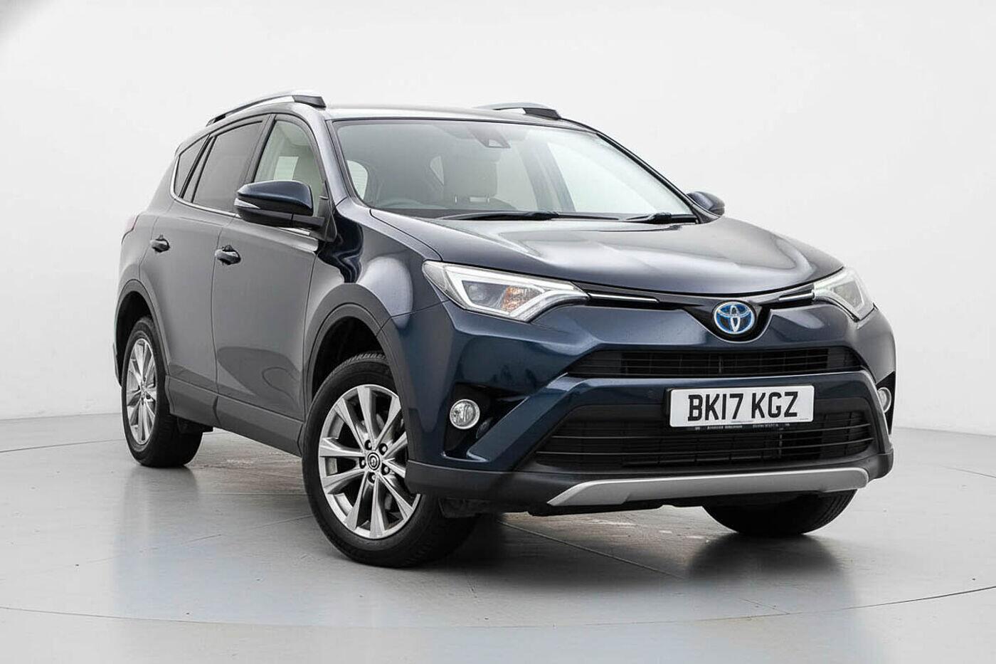 Used Toyota RAV4 2017 for sale - 76607434: Photo 1