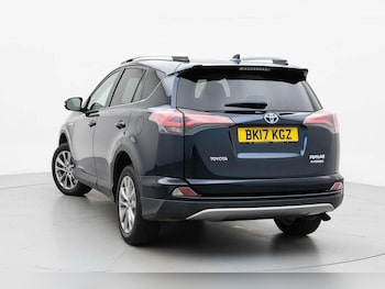 Used Toyota RAV4 2017 for sale - 76607434: Photo