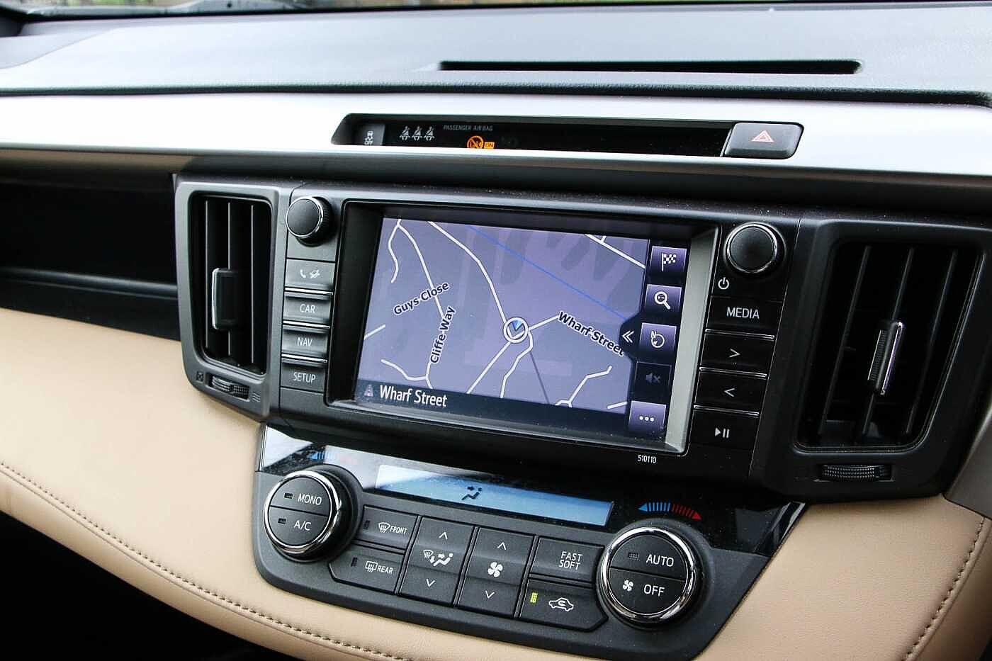 Used Toyota RAV4 2017 for sale - 76607434: Photo 6