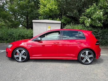Used Volkswagen Golf 2015 for sale - 76404837: Photo