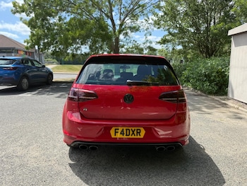 Used Volkswagen Golf 2015 for sale - 76404837: Photo