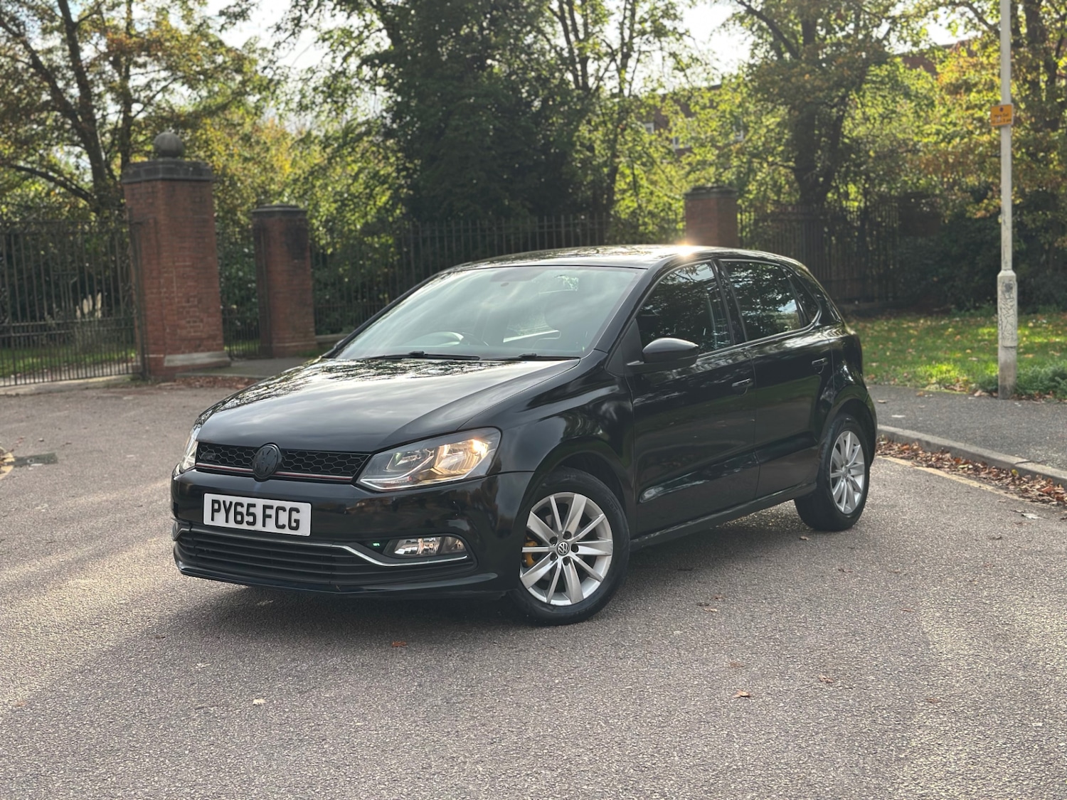 Used Volkswagen Polo 2016 for sale - 76513513: Photo 1