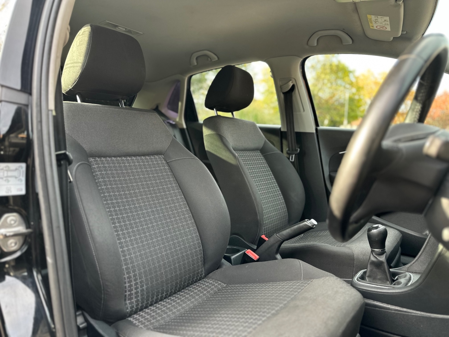 Used Volkswagen Polo 2016 for sale - 76513513: Photo 8