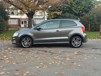 Used Volkswagen Polo 2016 for sale - 76511740: Photo