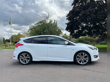 Used Ford Focus 2017 for sale - 75951782: Photo