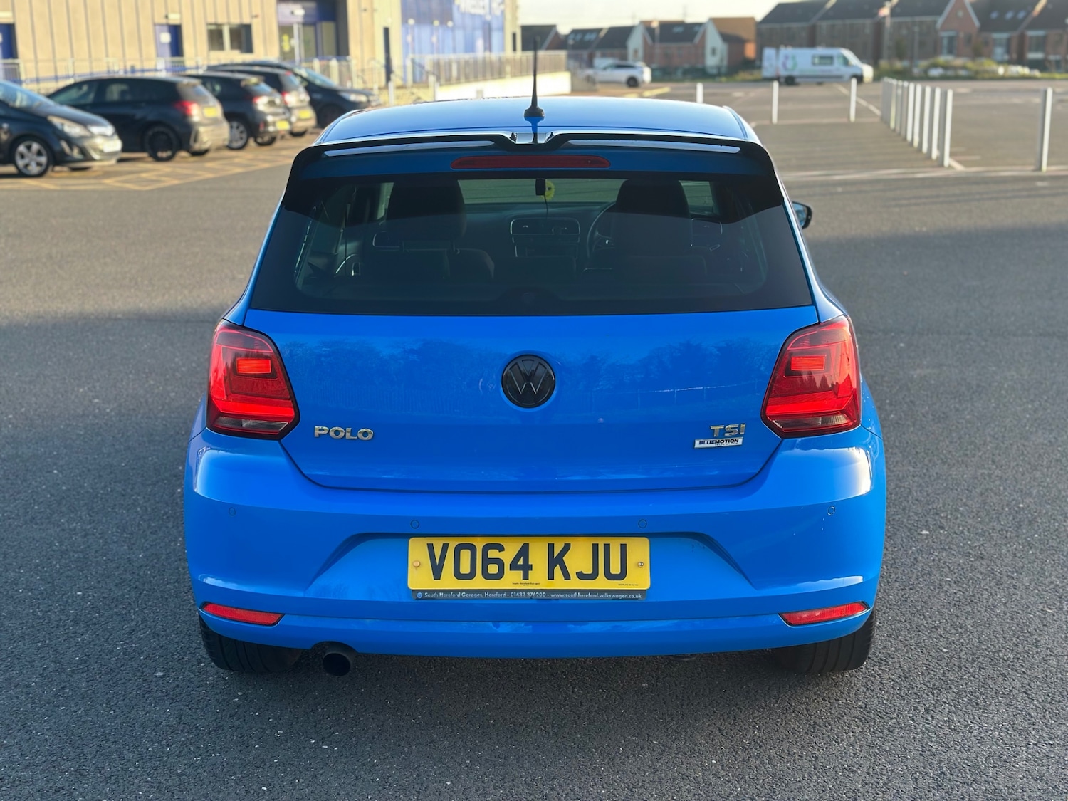 Used Volkswagen Polo 2014 for sale - 76613676: Photo 4