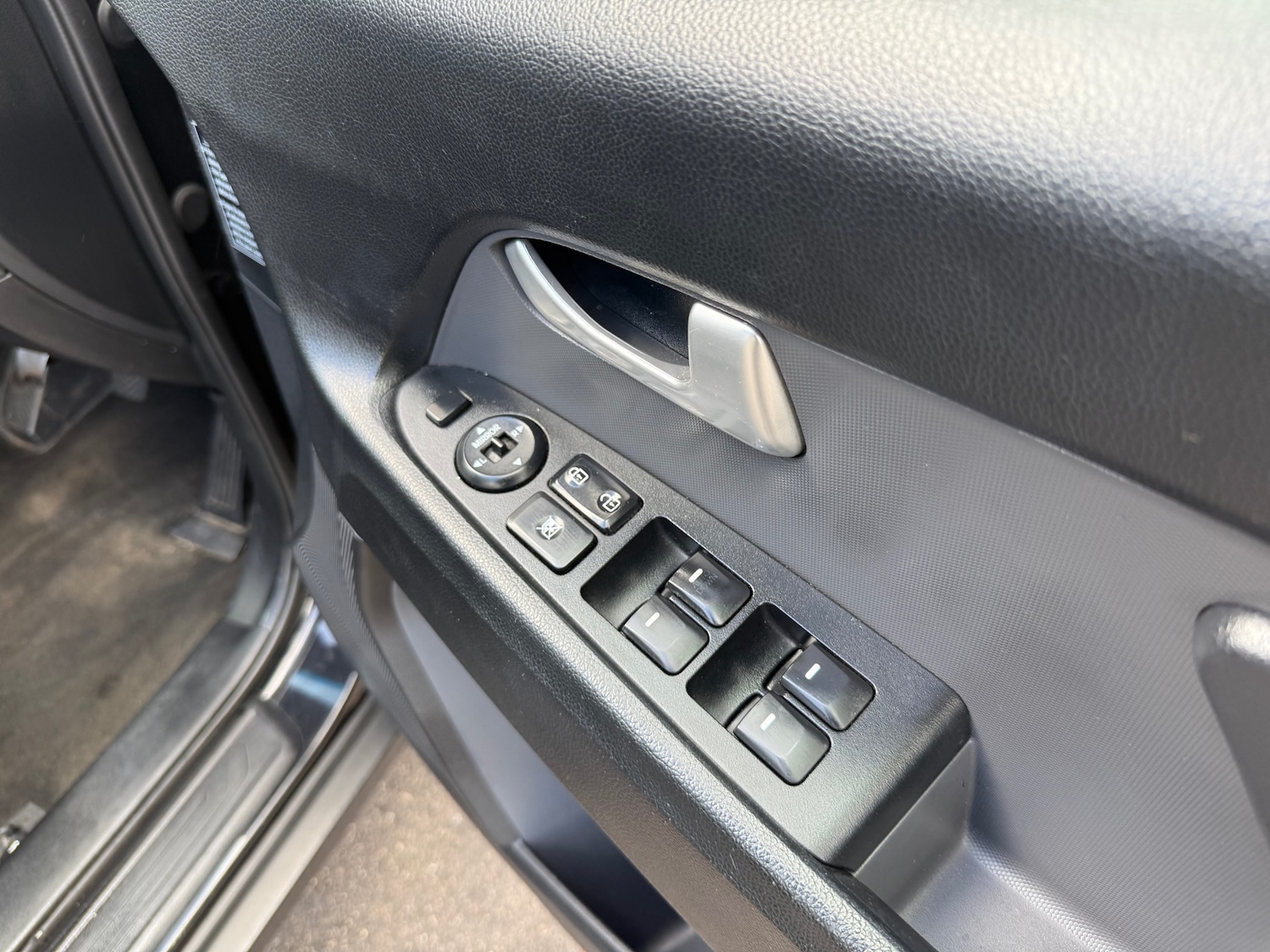 Used Kia Sportage 2011 for sale - 76655555: Photo 12