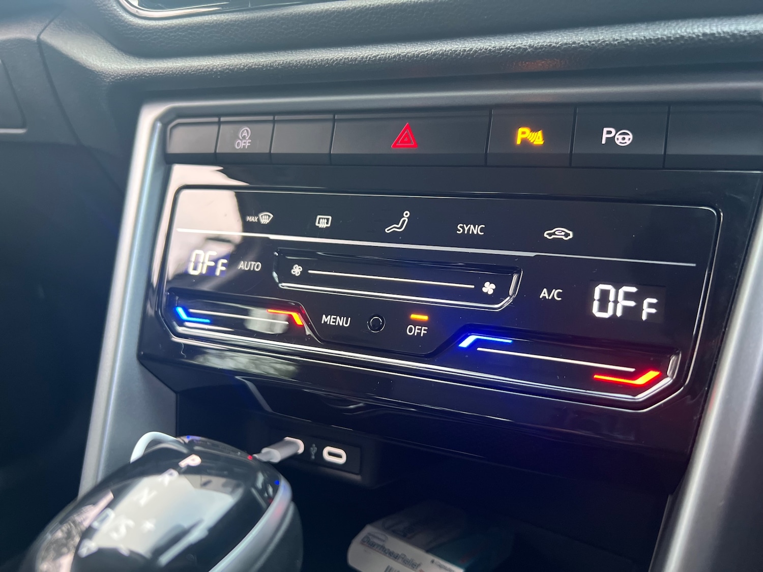 Used Volkswagen T-Roc 2023 for sale - 76736610: Photo 17