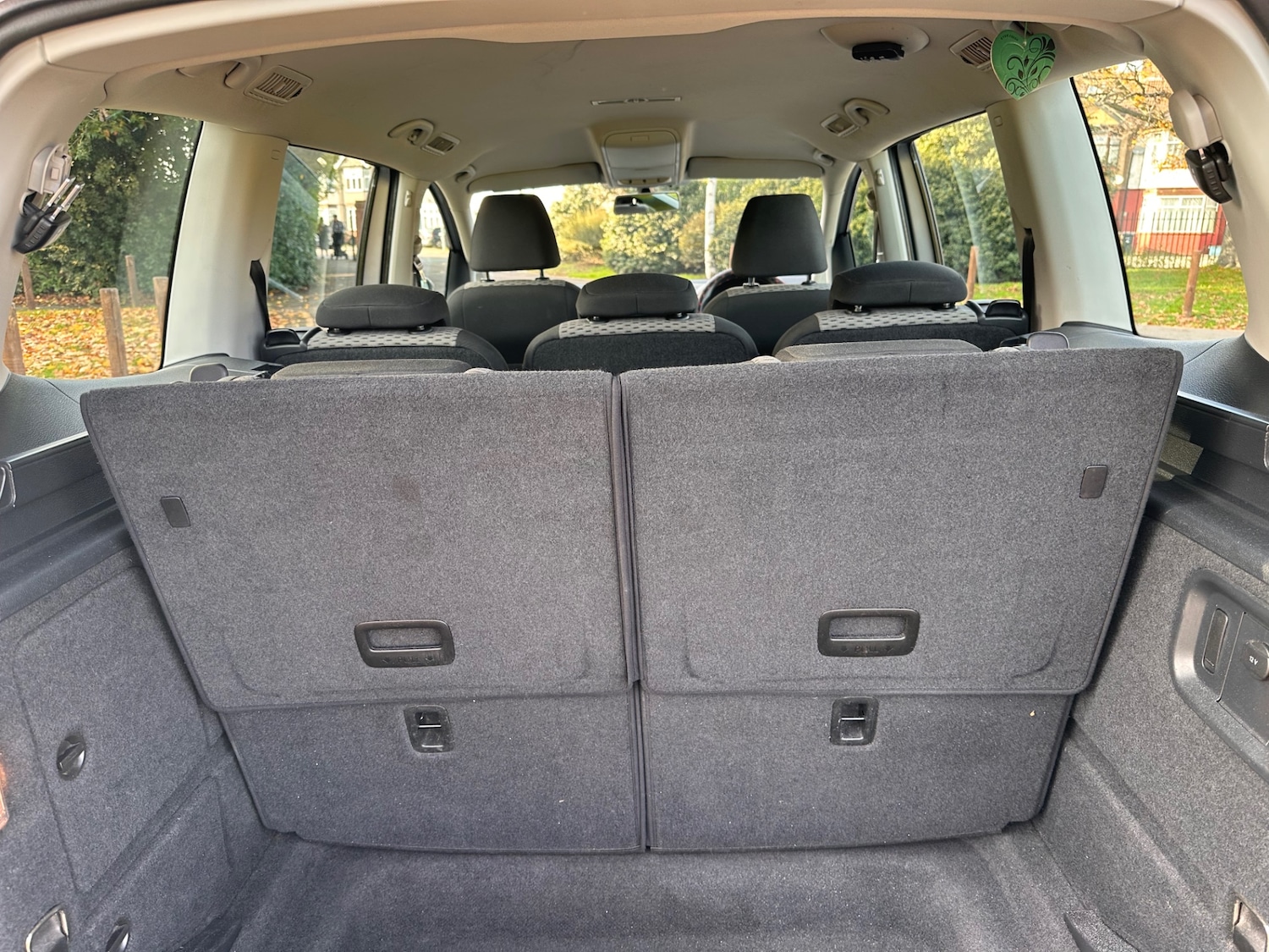 Used Volkswagen Sharan 2014 for sale - 76567790: Photo 19