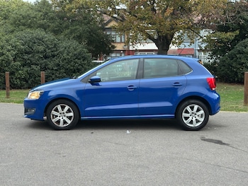 Used Volkswagen Polo 2012 for sale - 76314108: Photo 2