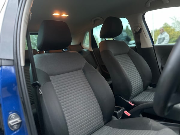 Used Volkswagen Polo 2012 for sale - 76314108: Photo 9