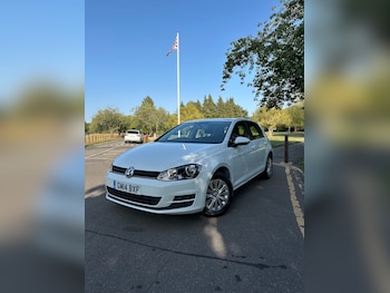 Used Volkswagen Golf 2014 for sale - 75635599: Photo