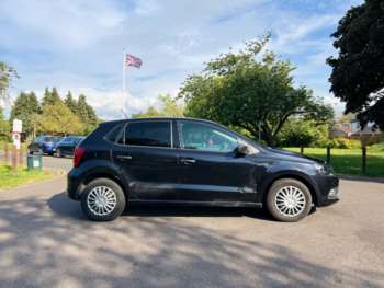 Used Volkswagen Polo 2016 for sale - 74970505: Photo