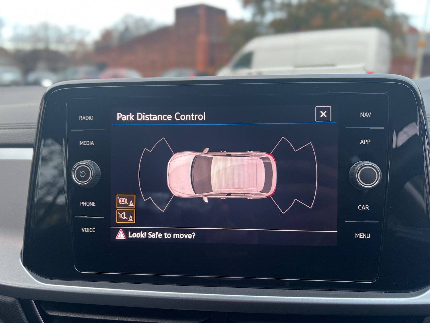 Used Volkswagen T-Roc 2023 for sale - 76611697: Photo 17