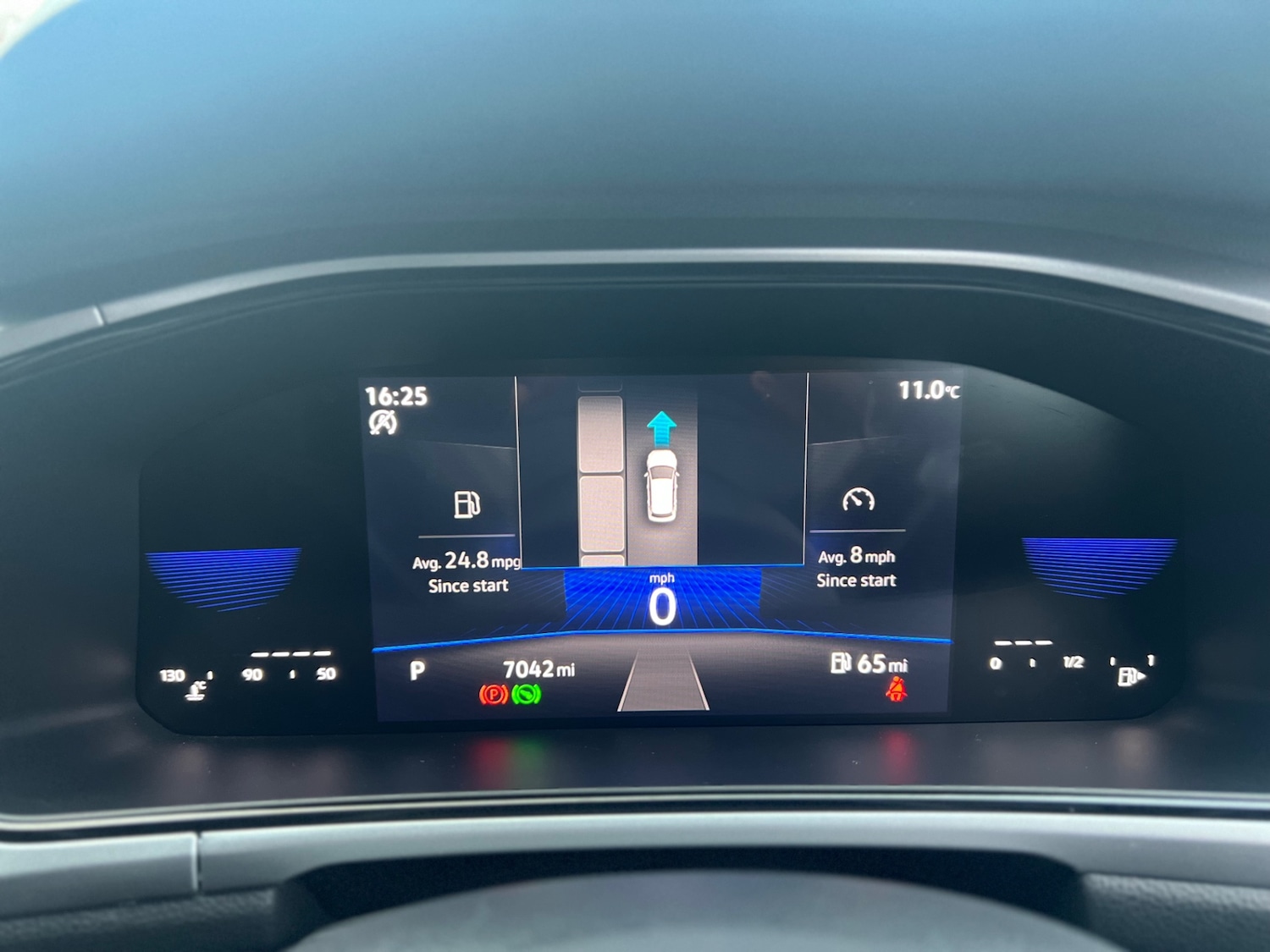 Used Volkswagen T-Roc 2023 for sale - 76611697: Photo 19