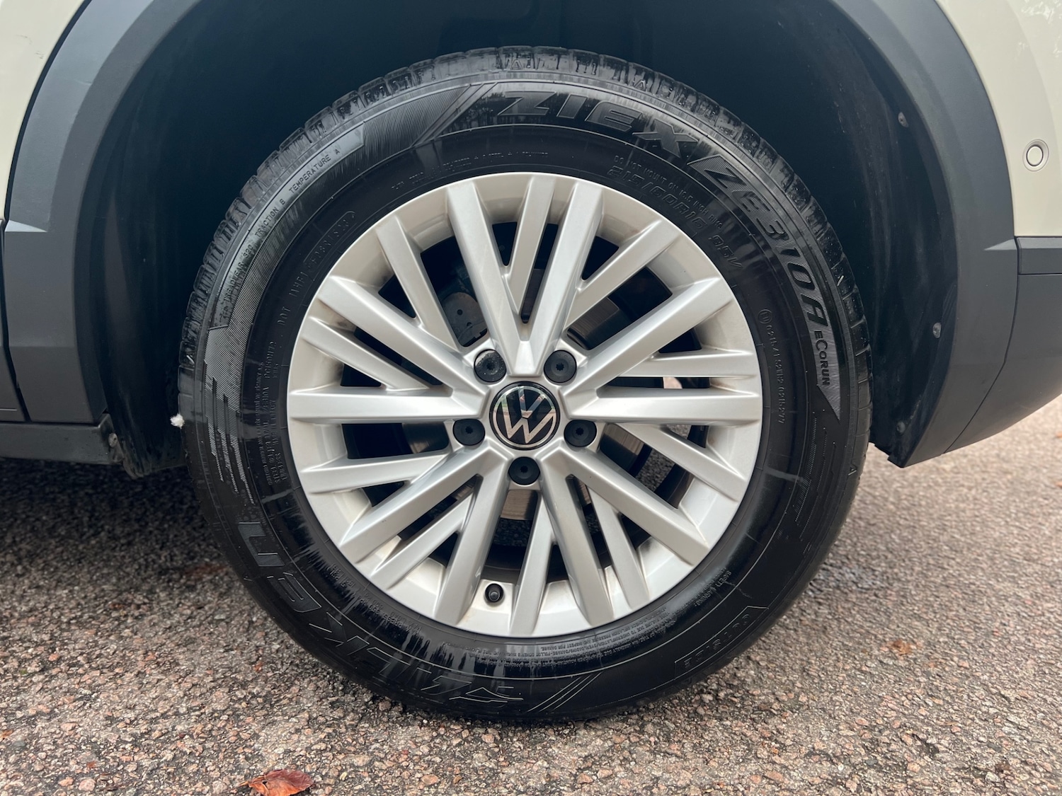 Used Volkswagen T-Roc 2023 for sale - 76611697: Photo 23