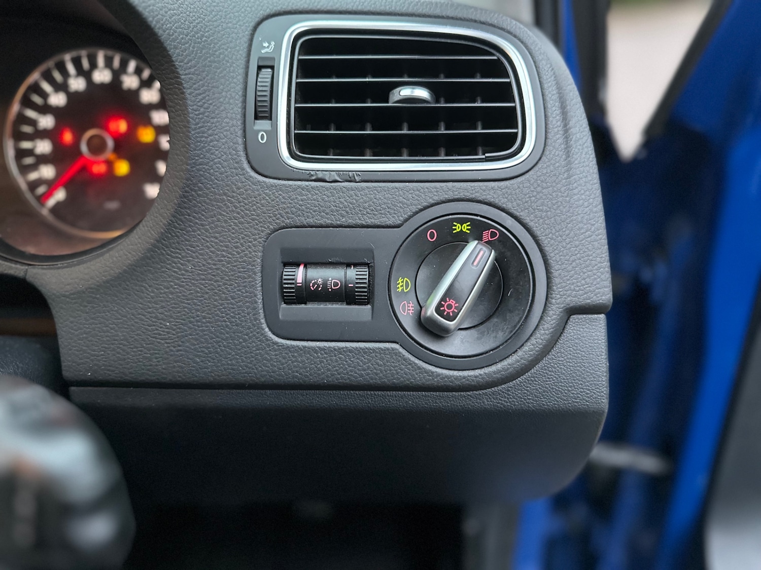 Used Volkswagen Polo 2012 for sale - 76758978: Photo 14