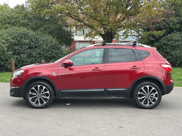 Used Nissan Qashqai 2012 for sale - 76212279: Photo 2