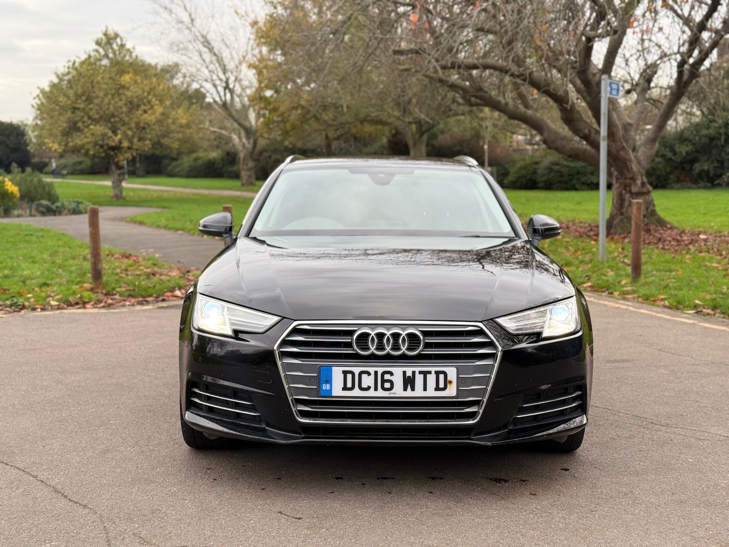 Used Audi A4 2016 for sale - 76612054: Photo 2